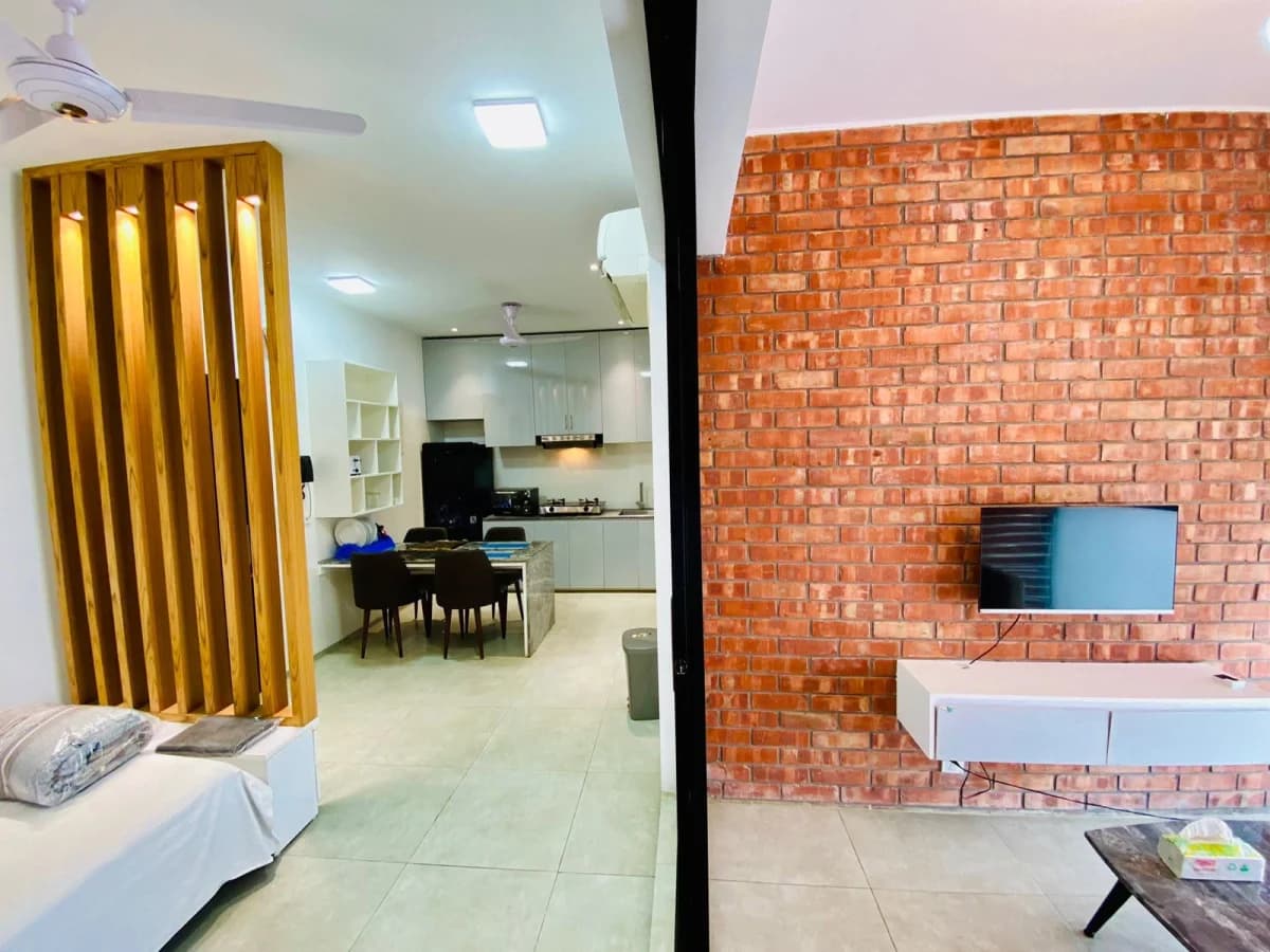 Rent Flat / Apartment at Bashundhara R/A in Dhaka